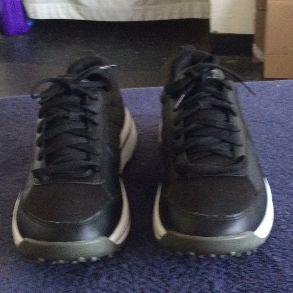 Men's Black Athletic Sneakers